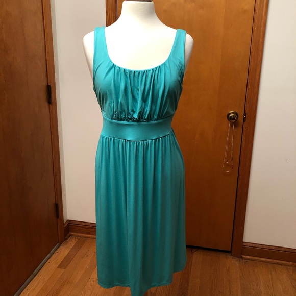 Sundress - Picture 2 of 4